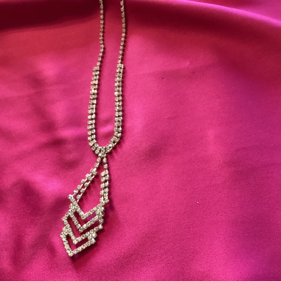 Rhinestone necklace set - Picture 2 of 3